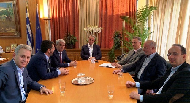Συνάντηση Σίμου Κεδίκογλου και Οινοπαραγωγών με τον Υπουργό Αγροτικής Ανάπτυξης