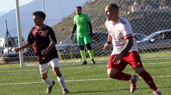 ΟΛΥΜΠΙΑΚΟΣ ΛΙΜΝΗΣ-ΚΥΖΙΚΟΣ 4-0: Ασταμάτητοι οι ερυθρόλευκοι στον δρόμο προς τον τίτλο!