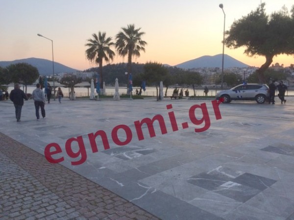 ΚΟΡΩΝΟΙΟΣ ΧΑΛΚΙΔΑ: Περατζάδα υπό το βλέμμα των λιμενικών