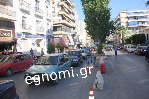 ΧΑΛΚΙΔΑ: Κυκλοφοριακό κομφούζιο στο κέντρο της πόλης