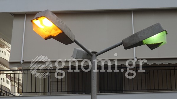 ΧΑΛΚΙΔΑ ΦΩΤΙΣΜΟΣ: Οι λάμπες ανάβουν μέρα-νύχτα