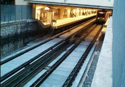 Γυναίκα έπεσε στις ράγες του τρένου στα Κάτω Πατήσια και σκοτώθηκε