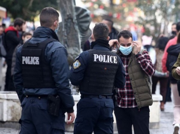 ΚΟΡΩΝΟΪΟΣ: Επιβλήθηκαν 14 πρόστιμα για μη χρήση μάσκας στη Στερεά  Ελλάδα την Πέμπτη