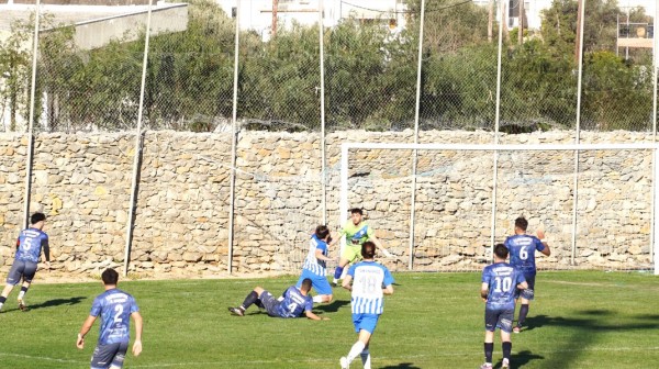 ΤΑΜΥΝΑΪΚΟΣ-ΕΛΛΗΣΠΟΝΤΟΣ 4-0: Ξέσπασε με τεσσάρα και δυο γκολ του Μώρου