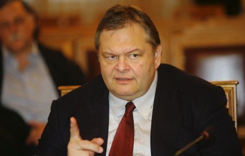 Πες τα ρε Βαγγέλη: Δεν αποκλείεται να πάρουμε νέα μέτρα!