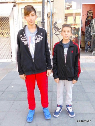 Με μοντέρνο μαλλί τα δύο αδέλφια