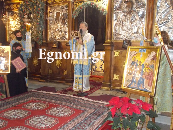 Γιορτάστηκαν τα Θεοφάνεια στη Χαλκίδα με διακριτική αστυνομική παρουσία