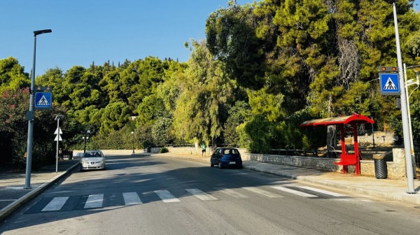 ΧΑΛΚΙΔΑ: Τραυματίστηκε 21χρονη σε τροχαίο ατύχημα στη λεωφόρο Μακαρίου