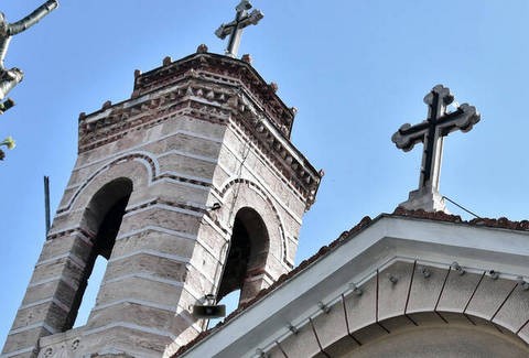 Πρόστιμο σε ιερέα και ψάλτη για μη τήρηση των περιοριστικών μέτρων