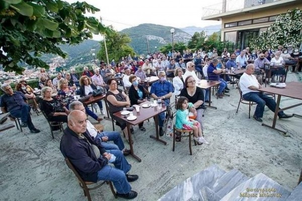ΚΥΜΗ: Ο Δημήτρης Θωμάς έκανε συγκέντρωση και ξεκίνησε τον προεκλογικό του αγώνα