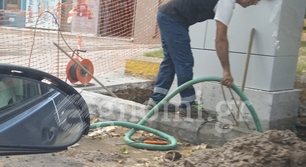 ΧΑΛΚΙΔΑ - ΑΓΙΟΣ ΙΩΑΝΝΗΣ: Μεγάλη διαρροή νερού