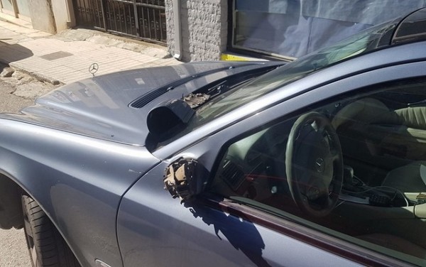 Πήγε στο Αλιβέρι για δουλειά και του χτύπησαν το αμάξι