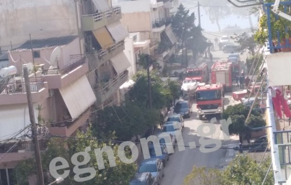ΧΑΛΚΙΔΑ: Φωτιά σε πολυκατοικία στην οδό Κηρίνθου