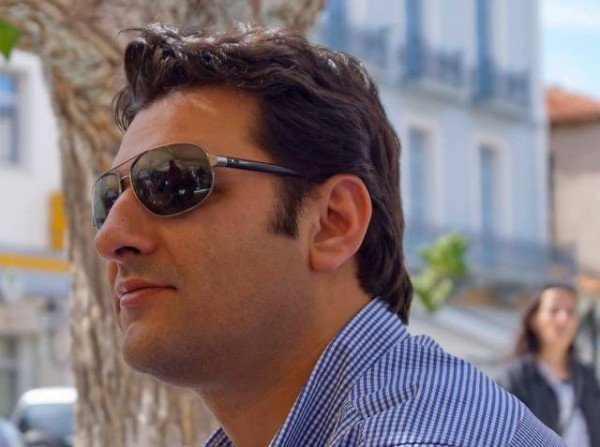 ΔΗΜΟΣ ΚΥΜΗΣ -ΑΛΙΒΕΡΙΟΥ: Ο Νίκος Μπαράκος πήρε και επίσημα το ...δαχτυλίδι της διαδοχής από τον Θανάση Μπουραντά