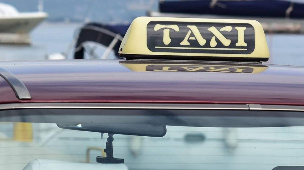 ΧΑΛΚΙΔΑ: Οδηγός ταξί γύρισε γυναίκα στο σημείο που την παρέλαβε, γιατί αρνήθηκε να πληρώσει το ποσό που της ζήτησε