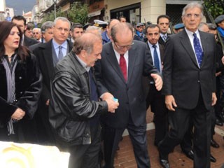Aλεύρωσαν και τον Kώστα Mαρκόπουλο στην Καλαμάτα