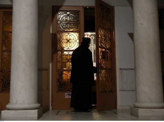 Πέθανε από κορωνoϊό 46χρονος ανεμβολίαστος ιερέας στα Γρεβενά