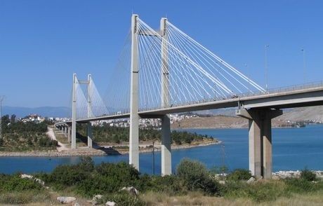 Σύλληψη στην Υψηλή Γέφυρα Χαλκίδας για λαθραίο καπνό και τσιγάρα