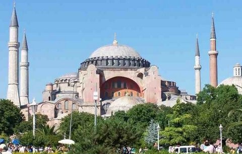 Λύθηκε το θέμα παραμονής των ομογενών από την Τουρκία