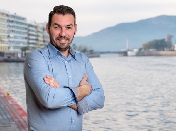 ΚΩΣΤΑΣ ΜΠΑΡΟΥΤΑΣ: Με εφόδια τον εθελοντισμό και την ειλικρίνεια ζητάει την ψήφο μας