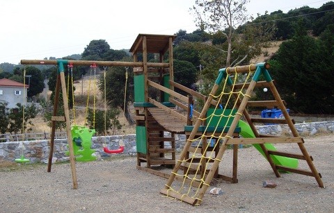 Πανηγυρίζουν τα παιδιά στο Δήμο Ερέτριας