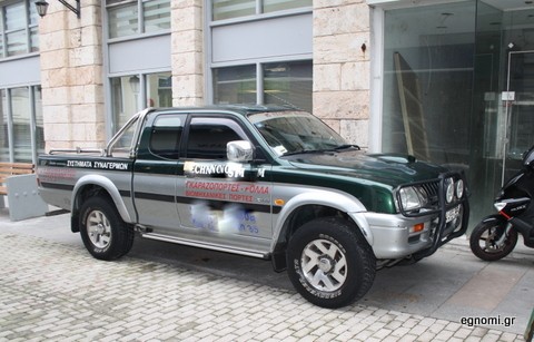 Πάρκαρε παράνομα στον πεζόδρομο της Κριεζώτου