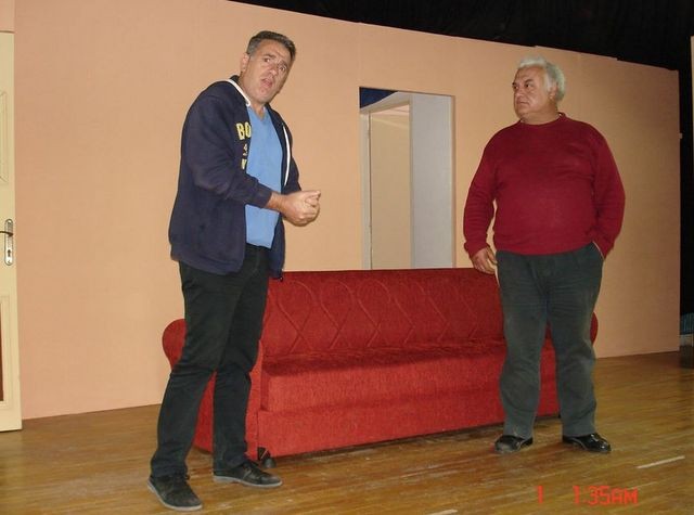 Θεατρική παράσταση στο Γυμνάσιο Δροσιάς