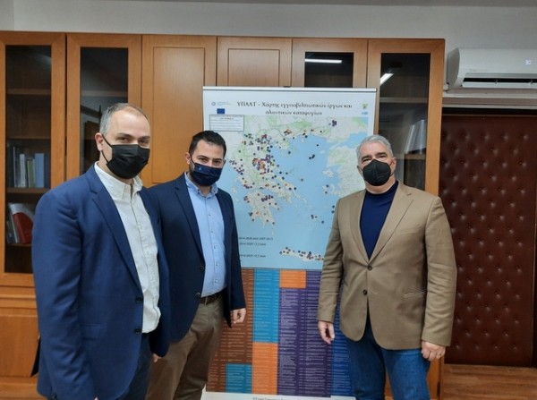 Συνάντηση Κεδίκογλου -Σπανού παρουσία του Κελαϊδίτη στο Υπουργείο Αγροτικής Ανάπτυξης