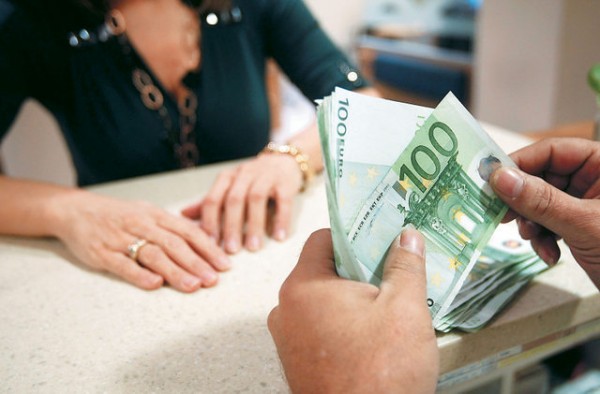 Τι να κάνουν όσοι έχασαν τη ρύθμιση των 100 δόσεων
