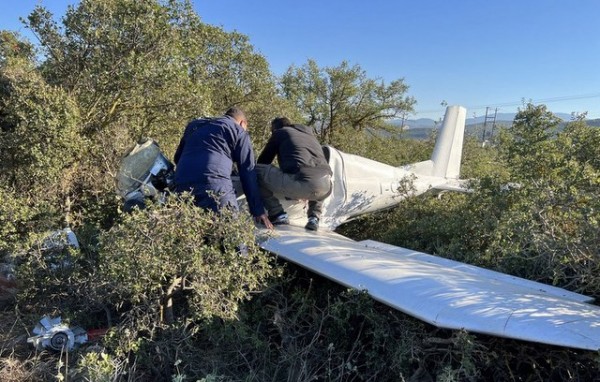 Έπεσε μονοκινητήριο αεροπλάνο κοντά στη Θήβα – Νεκρός ο πιλότος