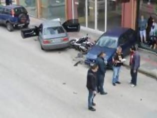 Θερίζει η βεντέτα των νονών
