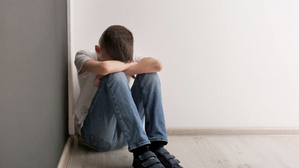 ΘΕΣΣΑΛΟΝΙΚΗ: Κατηγορείται ότι βίαζε τον ανήλικο γιο της οικιακής βοηθού της