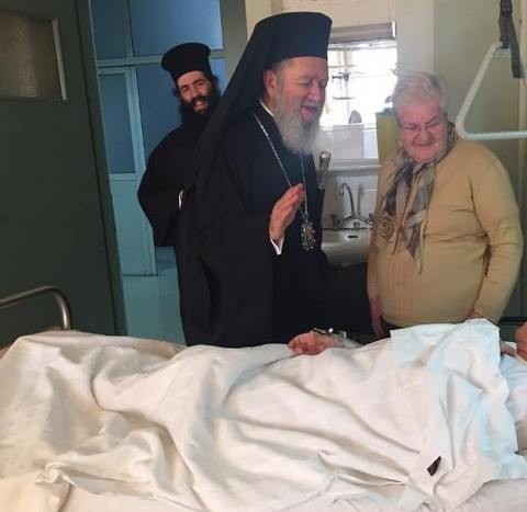 Ο Μητροπολίτης στο Νοσοκομείο και στη Φυλακή Χαλκίδας