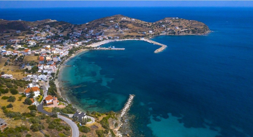 ΠΕΤΡΙΕΣ ΕΥΒΟΙΑΣ: Περιπέτεια για δύο άτομα με ταχύπλοο το μεσημέρι της Παρασκευής