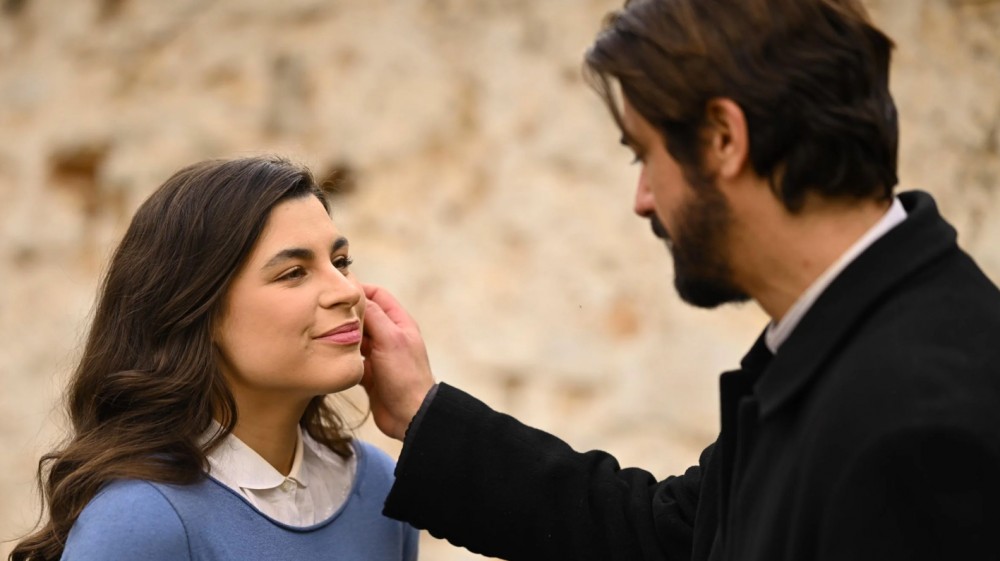 ΑΓΙΟΣ ΕΡΩΤΑΣ: Δείτε απόψε (ΠΕΜΠΤΗ 3 ΑΠΡΙΛΙΟΥ)