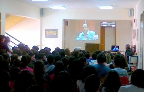 Τηλεδιάσκεψη με 371 σχολεία της Διεύθυνσης Ηλεκτρονικού Εγκλήματος