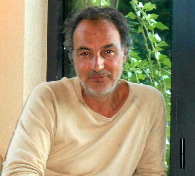 ΧΑΛΚΙΔΑ: Πολιτική η κηδεία του Παύλου Γατόπουλου στην αίθουσα του Εργατικού Κέντρου Εύβοιας