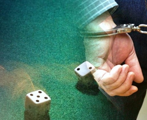 Επαιζαν παράνομο μπαρμπούτι και συνελήφθησαν από την αστυνομία