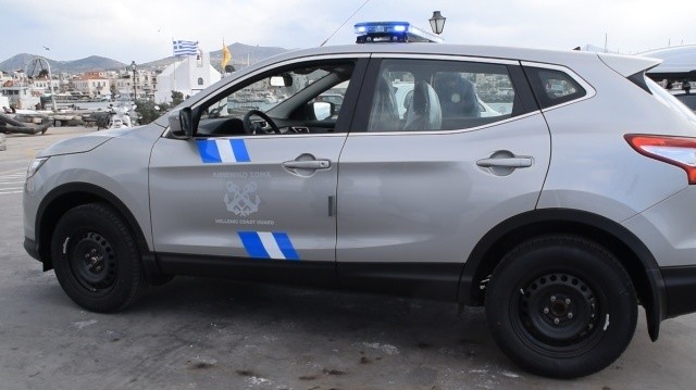 ΧΑΛΚΙΔΑ: Μόλις είδε τους λιμενικούς το έβαλε στα πόδια παράνομος ψαράς