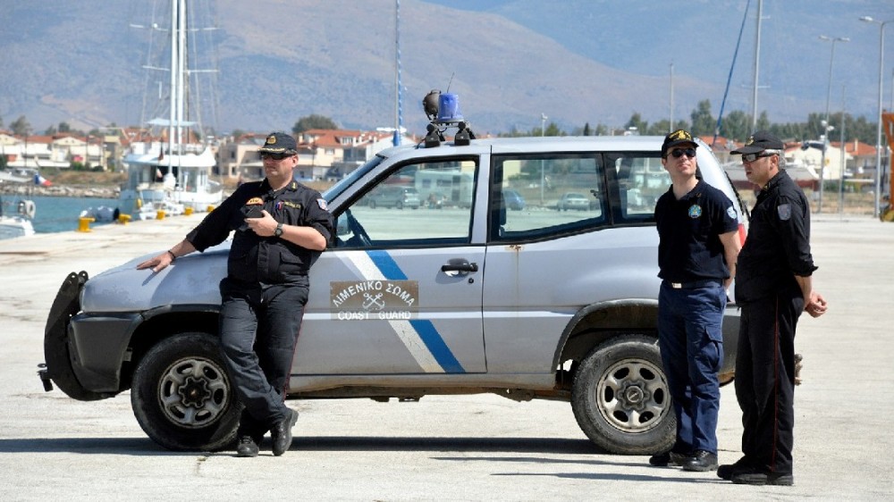 ΩΡΕΟΙ ΕΥΒΟΙΑΣ: Είχαν παράνομα κυνηγετικό όπλο μέσα σε αλιευτικό σκάφος