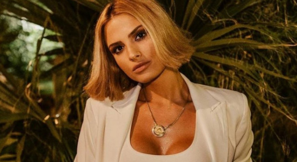 Η Κατερίνα Λιόλιου μας συστήνει τη μεγαλύτερη αδερφή της (pic)