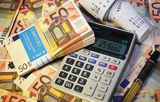 Παράταση προθεσμίας σε μικρές επιχειρήσεις για να υπαχθούν στο νόμο Δένδια