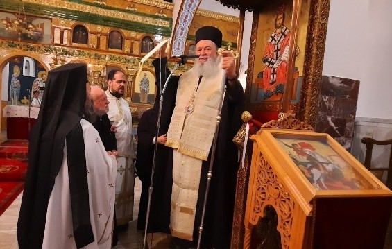 Ο Μητροπολίτης επισκέφτηκε το Κυπαρίσσι