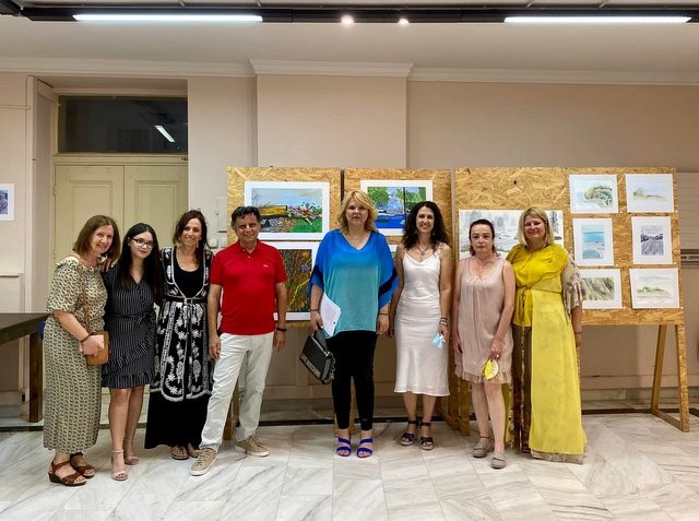 ΧΑΛΚΙΔΑ: Παρούσα και η δήμαρχος στα εγκαίνια της έκθεσης του Τμήματος των ενηλίκων του Εργαστηρίου Τέχνης Χαλκίδας