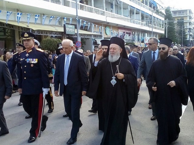 Παρών και φέτος στην παρέλαση της Χαλκίδας ο Μητροπολίτης