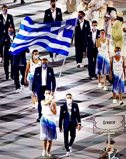 ΟΛΥΜΠΙΑΚΟΙ ΑΓΩΝΕΣ: Σημαιοφόροι της Ελλάδας η Άννα Κορακάκη και ο Λευτέρης Πετρούνιας (VIDEO)