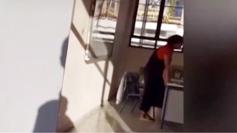 Καταδικάστηκε καθηγήτρια που δεν φορούσε μάσκα