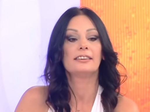Κόρη Ρωχάμη: Η δύσκολη εφηβεία της και οι γαμπροί που το ...έβαζαν στα πόδια (VIDEO)