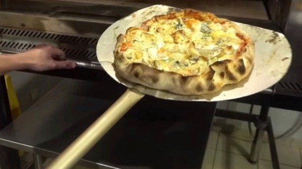 ΛΑΜΙΑ: Ζευγάρι έφαγε σε πιτσαρία και το έσκασε χωρίς να πληρώσει - Τι λέει ο ιδιοκτήτης