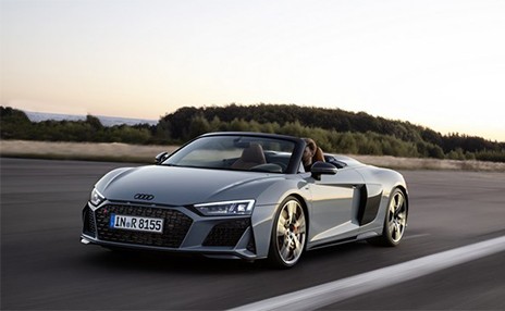 Ενισχύθηκε το R8 της Audi